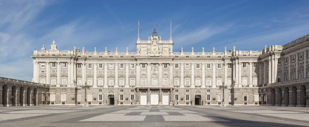 Reunión de Sus Majestades los Reyes con los miembros de los Patronatos de la Fundación Princesa de Asturias