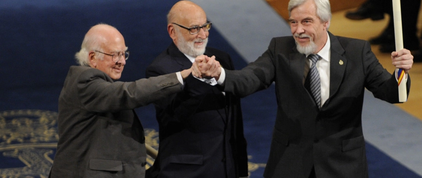 Peter Higgs, François Englert and la Organización Europea para la Investigación Nuclear (CERN)