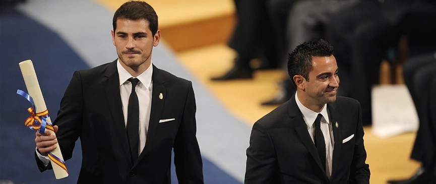 Iker Casillas y Xavi Hernández