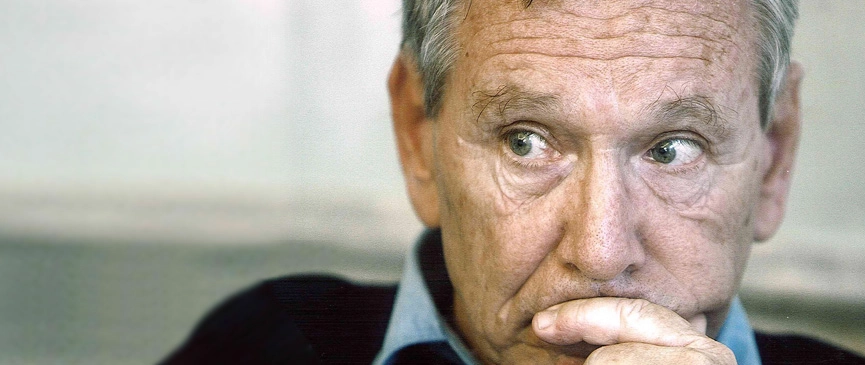 Amos Oz