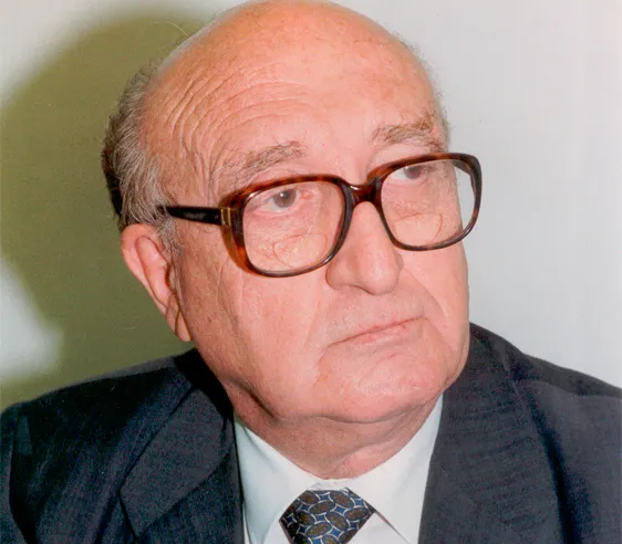 Aurelio Menéndez Menéndez